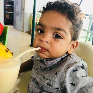 Meet your Posher, Crismery